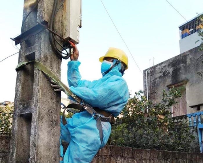 Điện lực Ninh Giang dừng cắt điện ở các khu bị phong tỏa
